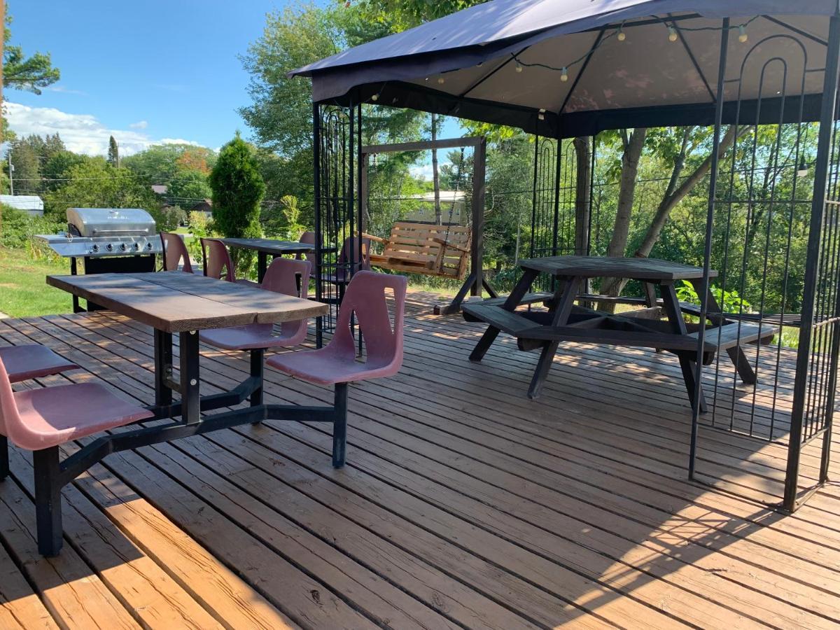 Town & Country Motel Parry Sound Εξωτερικό φωτογραφία