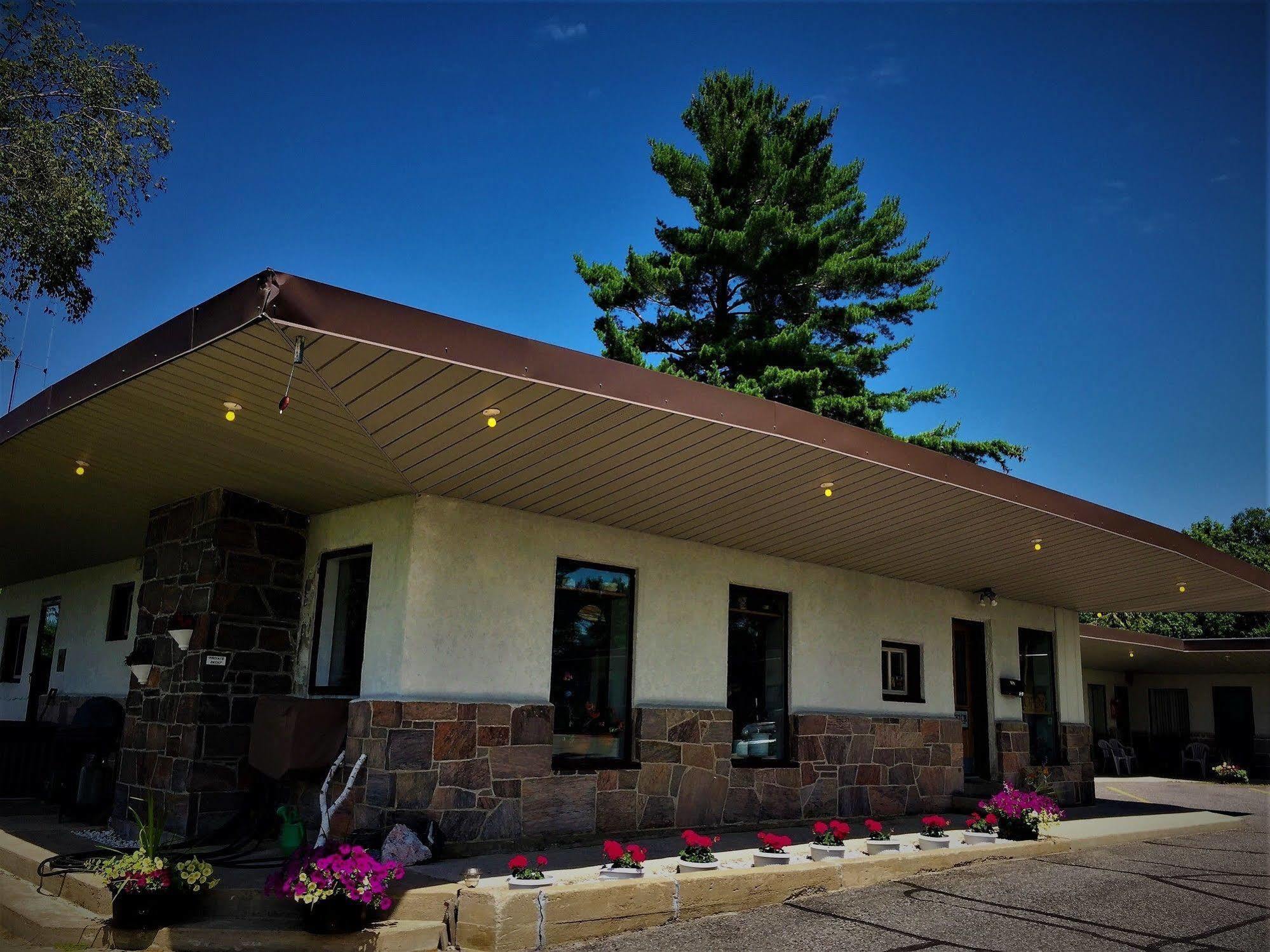 Town & Country Motel Parry Sound Εξωτερικό φωτογραφία